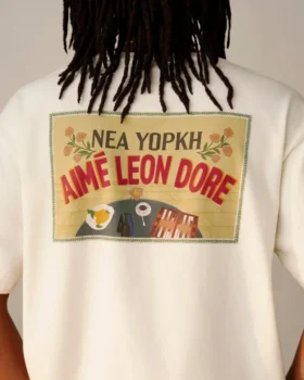 Aimé Postcard Tee