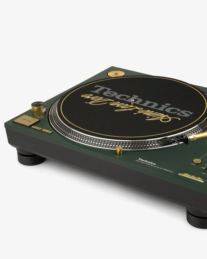 ALD / Technics SL-1200M7ALD Turntable