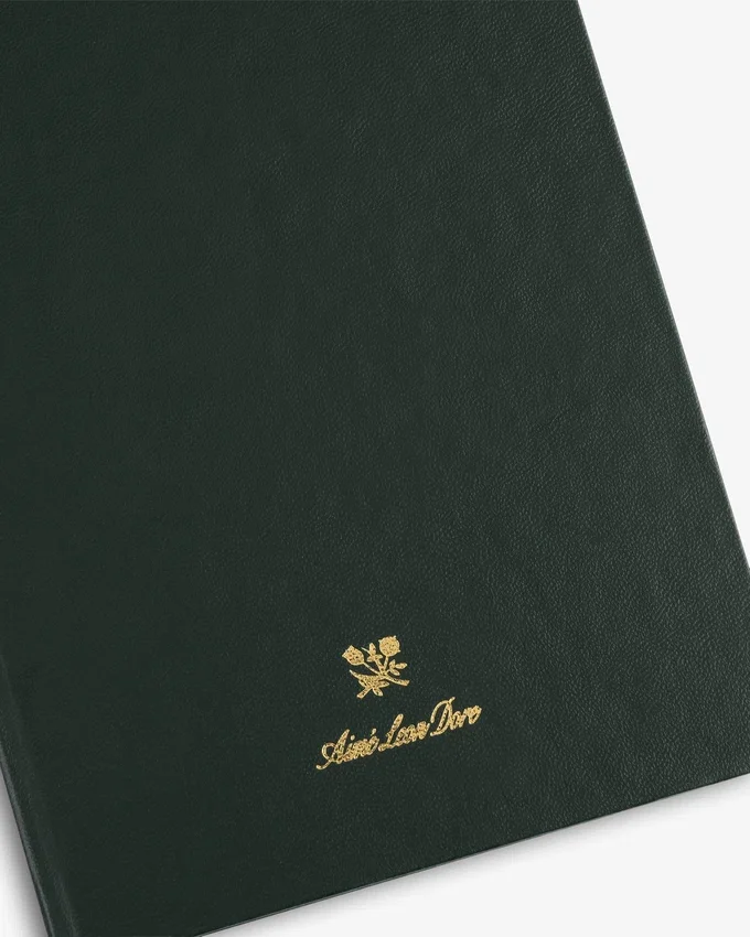 Crest Notebook