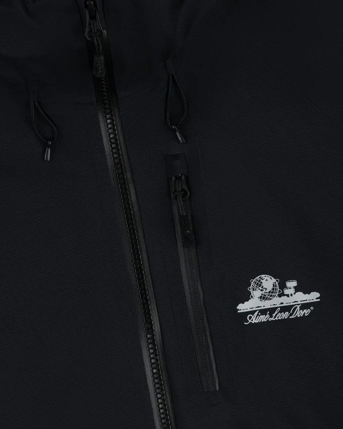 Lightweight GORE-TEX Shell Jacket