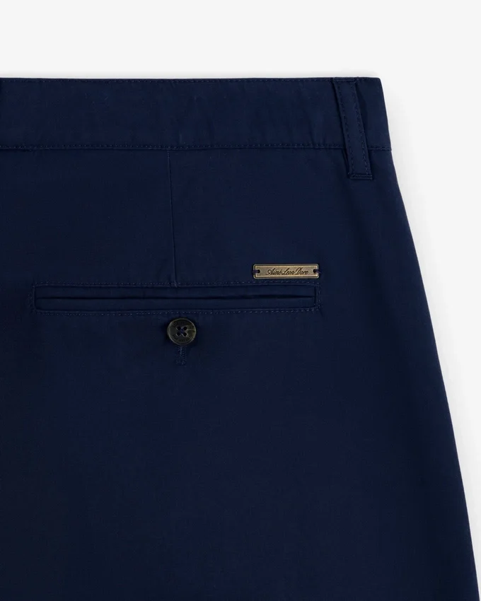 Lightweight Pleated Cotton Trouser